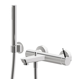 Complete bath group with fixed shower holder, flexible, brass hand shower.
