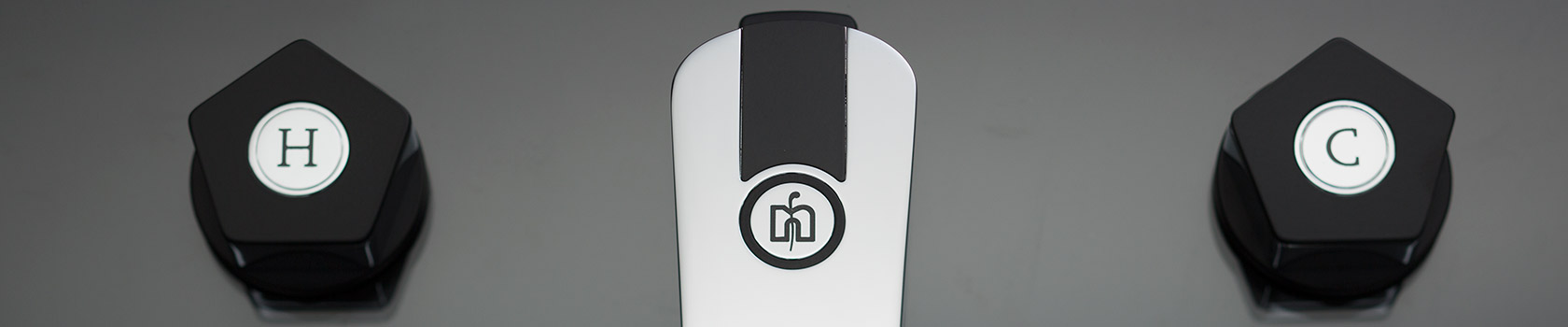 Rubinetto per lavabo bagno con manigle Park