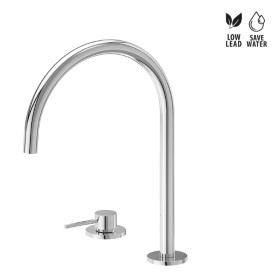 Complete set consisting of single-lever sink mixer and round swivel spout.