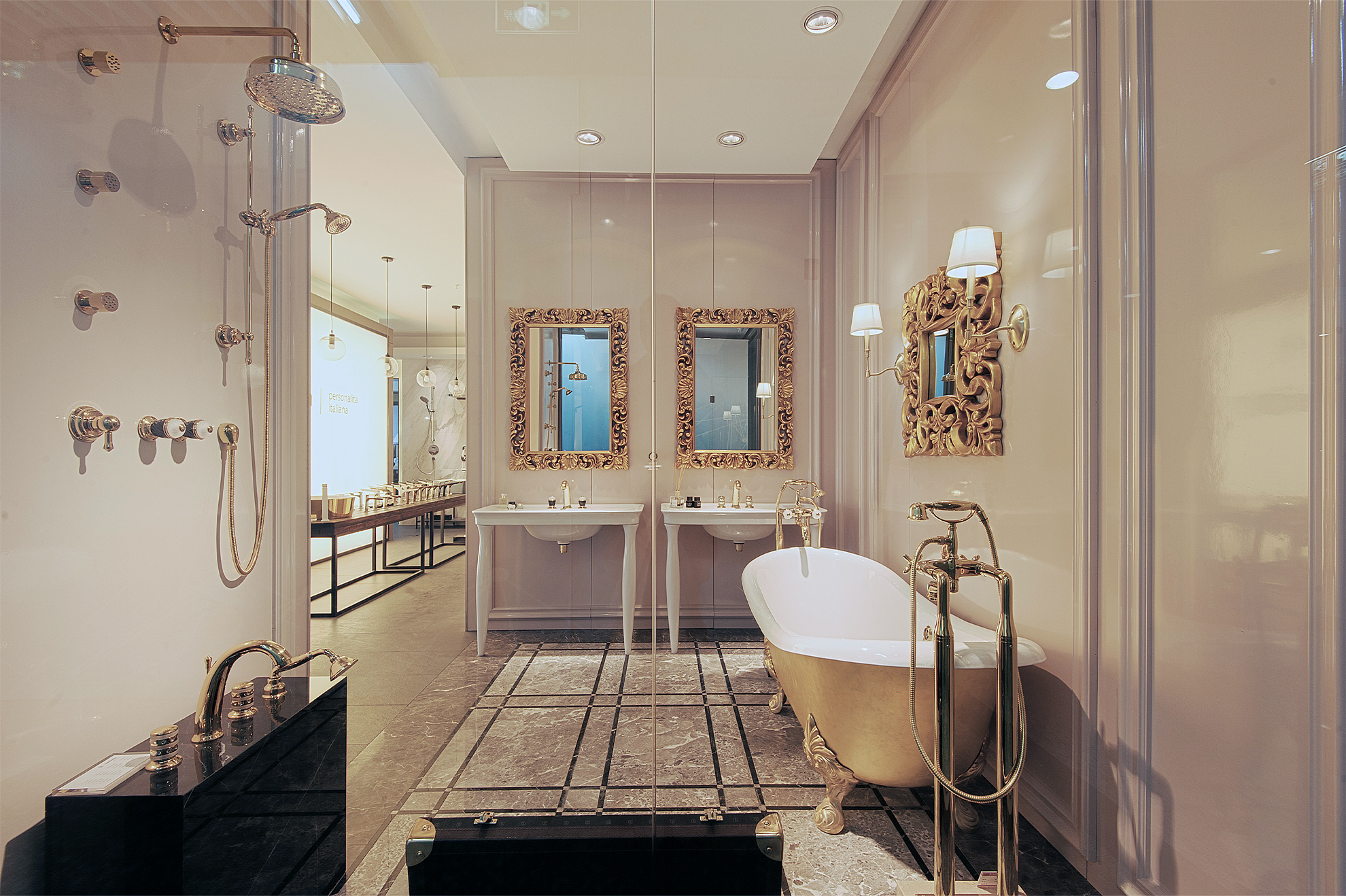Interni showroom Dalian