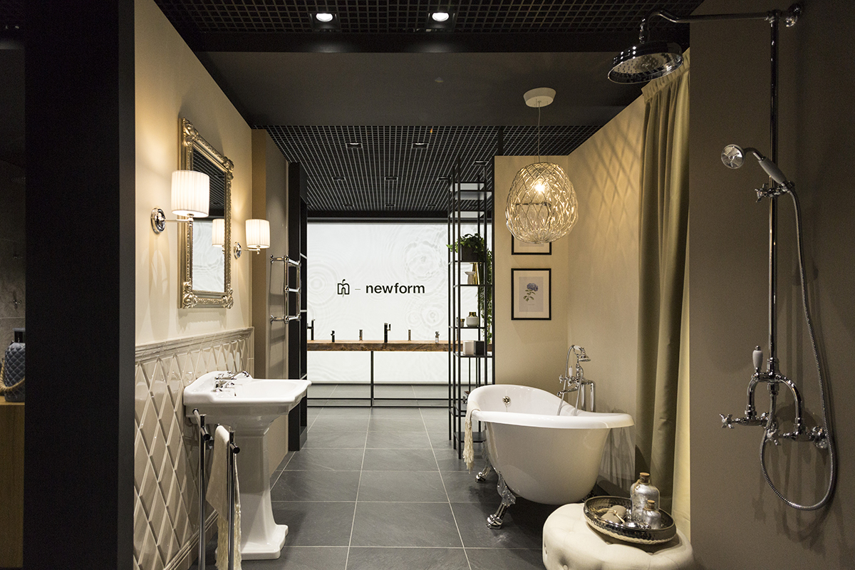 Showroom Newform bagno stile classico